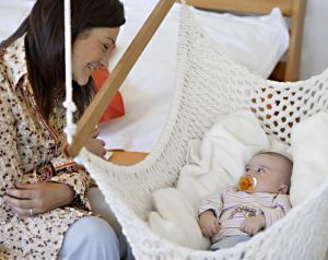 Droomschommel Babyschwinger set inclusief inlegmatras