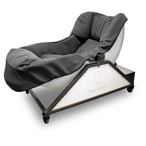 From € 5515 for € 4700: Snoezelstoel hoog 2021 (frame entry 60-85 cm) -ACTION-.