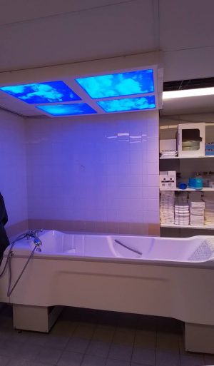 Cadre de plafond pour 4 panneaux photo (plastique blanc)