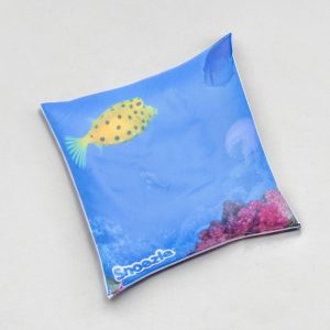 Snoezle kussen onder water